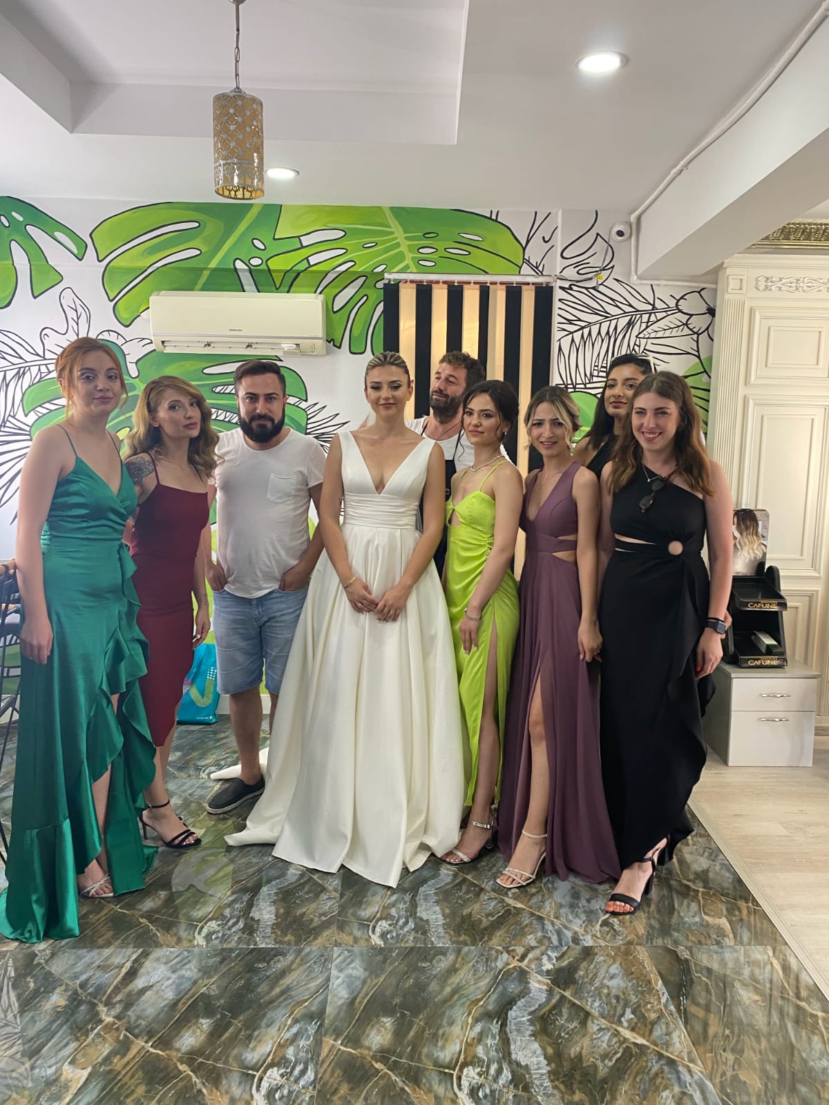 Afyon Bayan Kuaför, Ahmet Özsu, Saçkaynak, Mikro Kaynak, Ombre, Sombre, Perma, Saç Kesimi, Bakım, İletişim, Numaraları, kır düğünü mekanı — Merkez