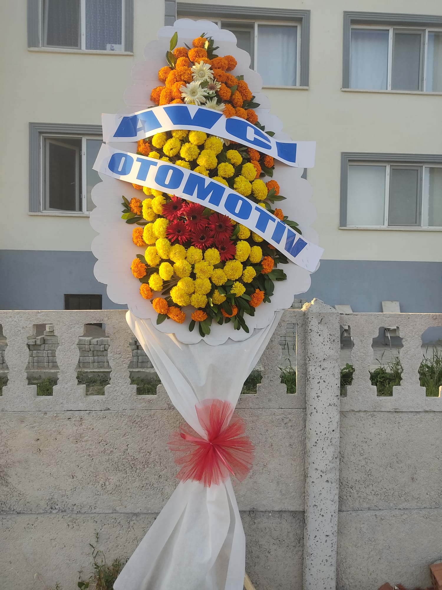 Opium BOUQUET FLORIST