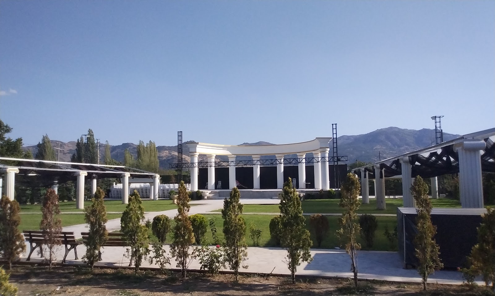 Tilia Açık Hava Sahnesi