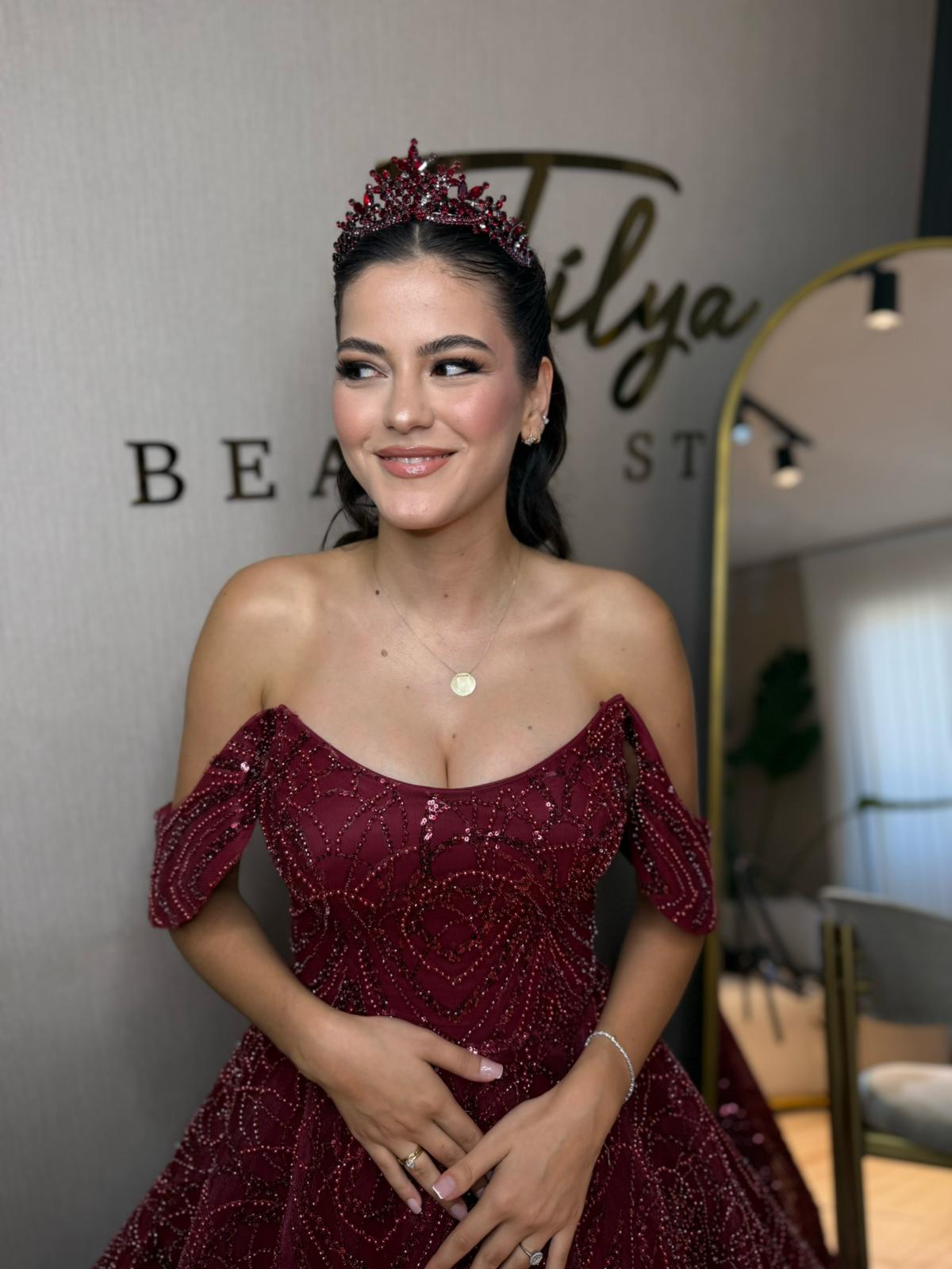 Tilya makeup / afyon profesyonel makyaj / AFYON MAKYAJ / afyon kalıcı makyaj / protez - jel tırnak / ipek kirpik